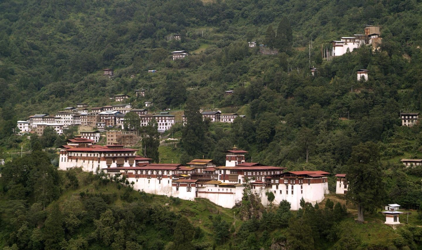 Bhutan-Trongsa-Dzong-et-Nepal