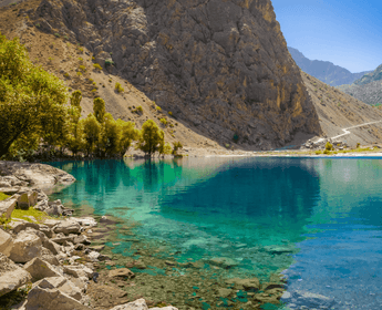 magnifique-Lac-khozor-tchashma