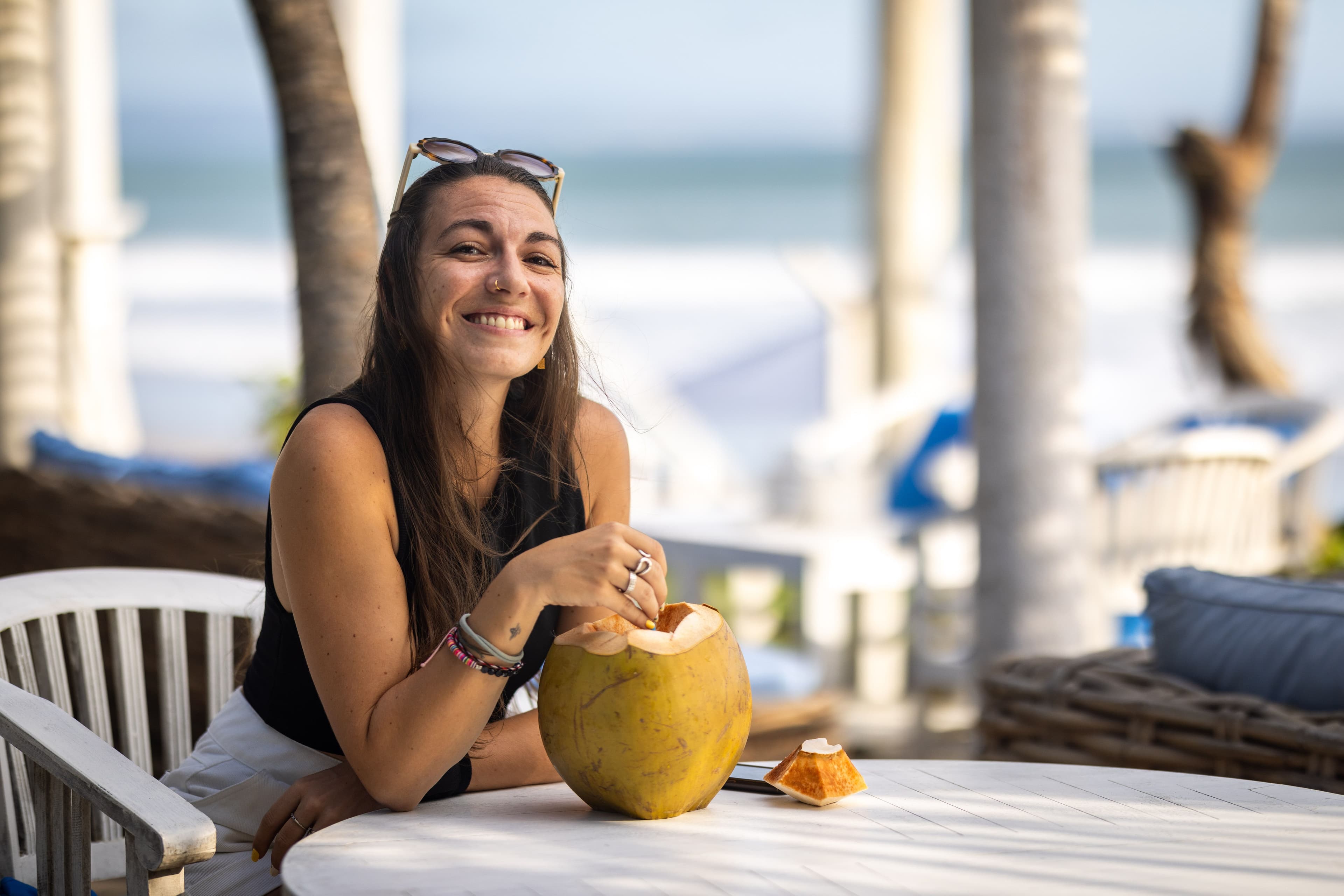 Portrait de Mathilde Bou, experte Shanti Travel en Indonésie & Bali, passionnée par les communautés Toraja, la jungle de Sulawesi et les itinéraires hors-piste.