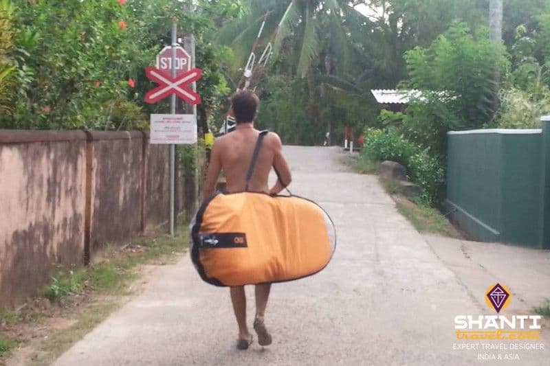 hikkaduwa-au-sri-lanka-un-paradis-pour-les-surfeurs-2.htm